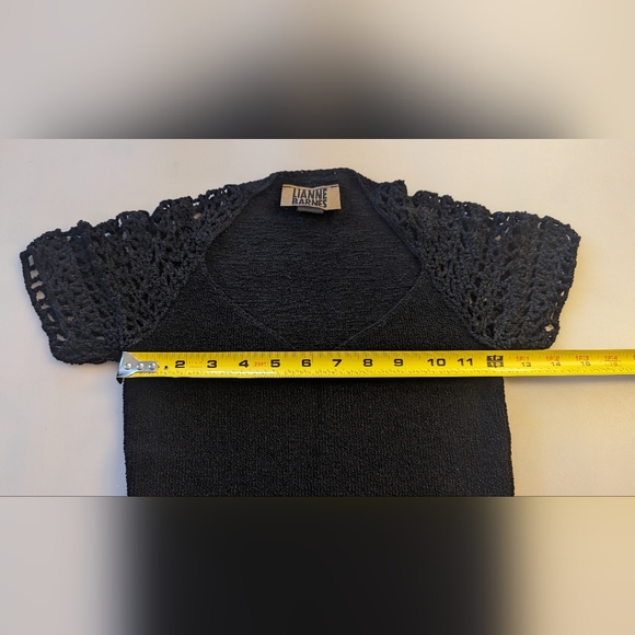 Vintage Lianne Barnes Dressy Stretchy Knit Crop Top W/ Crochet Short Sleeves. - Picture 8 of 9